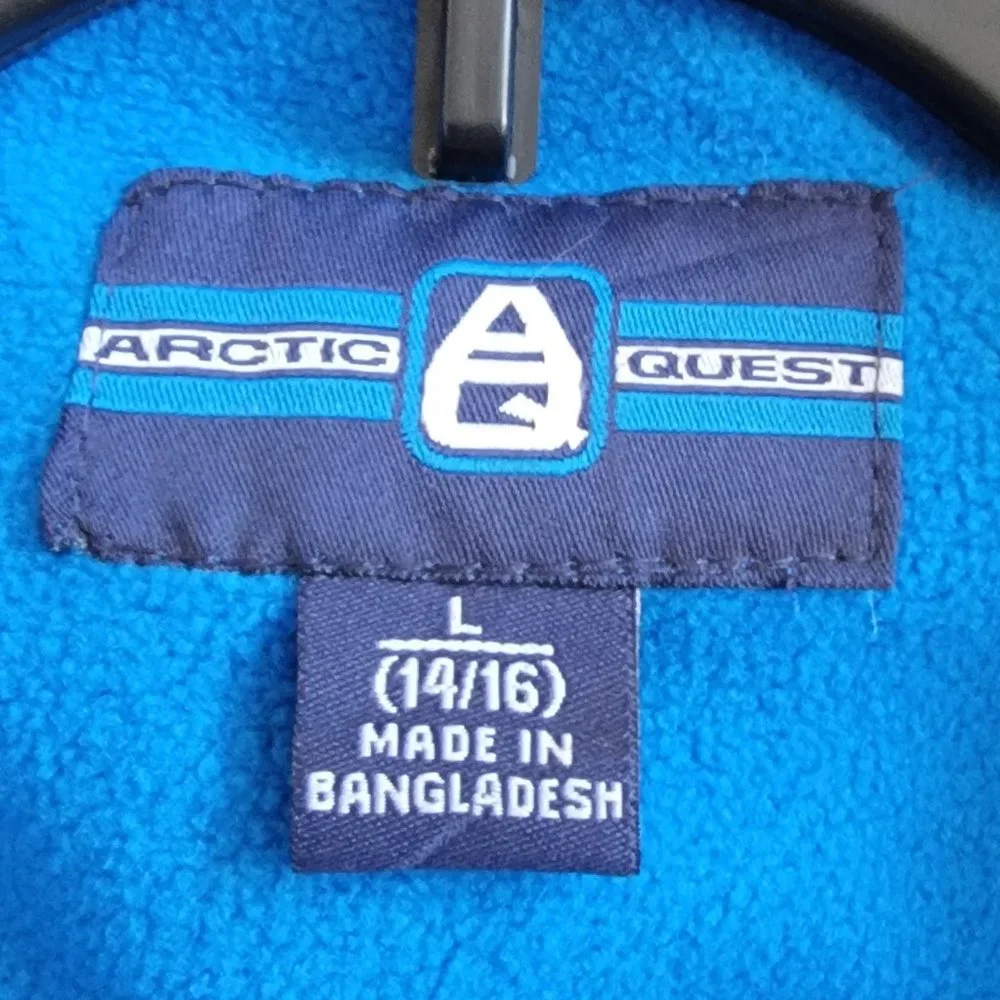 NWT Arctic Quest Boys Hooded Winter Jacket Size L (14/16)